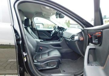 Jaguar F-Pace SUV 2.0 i4D 180KM 2017 Jaguar F-Pace 2.0D 180PS 4x4AWD z Gwarancja Bezwypadkowy 2.0 Diesel 180KM, zdjęcie 8