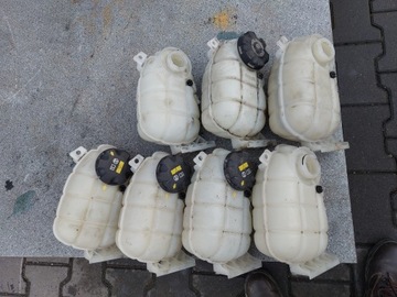 BMW F20 F30 F31 NÁDRŽ VYROVNÁVACÍ 7642160