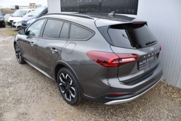 Ford Focus IV Kombi Facelifting 1.0 EcoBoost MHEV 155KM 2022 Ford Focus ActiveAsystentyElektryczna KlapaLED MatrycoweKlimatronicTempomat, zdjęcie 39