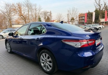 Toyota Camry IX Sedan 2.5 Hybrid Dynamic Force 218KM 2020 Toyota Camry salon Polska, serwis ASO, Gwarancja 2.5 Hybryda 218KM, zdjęcie 16