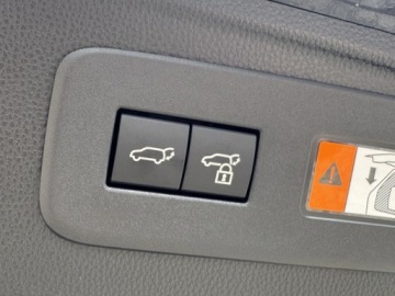 Toyota Land Cruiser VII Terenowy 5d 2.8 D-4D 204KM 2025 Od ręki - Executive 2.8 MHEV 205KM | Podgrzewane fotele!, zdjęcie 17