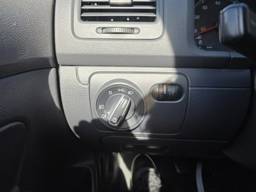 Volkswagen Golf V Hatchback 1.6 i 102KM 2005 Volkswagen Golf 1.4 Benzyna 102 KM, Klimatyzacja,, zdjęcie 9