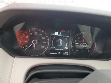 Land Rover Range Rover Velar 2020 Land Rover Range Rover Velar 2020 R Dynamic S 2.0 Benzyna 247KM, zdjęcie 9