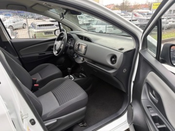 Toyota Yaris III Hatchback 5d Facelifting 2017 1.5 Hybrid 100KM 2019 Toyota Yaris Hybrid 100 Premium EU6 III (2011-2019, zdjęcie 26