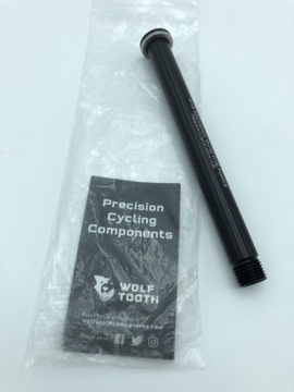 Амортизационная вилка RockShox передняя ось