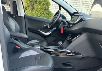 Peugeot 2008 I 2018 Peugeot 2008 1.5 Diesel 120KM, zdjęcie 10