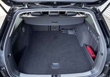 Volkswagen Passat B8 Variant Facelifting 1.5 TSI EVO 150KM 2025 Volkswagen Passat 1.5eTSI 150KM DSG Business ACC HAK Kamera360 Climatronic, zdjęcie 34