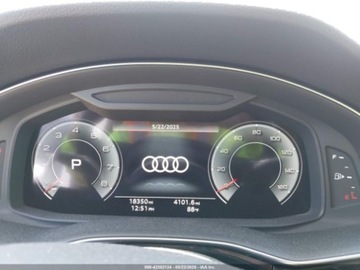 Audi Q8 2023 Audi Q8 Premium Plus 55 Tfsi Quattro Tiptronic 2023 3.0l 3.0 Benzyna 335KM, zdjęcie 10