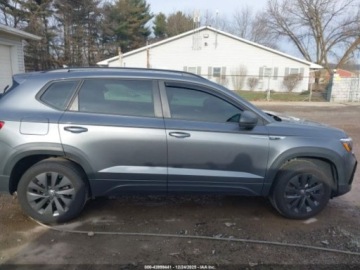 Volkswagen 2022 Volkswagen Inny TAOS S, 4Motion, od ubezpieczalni 1.5 Benzyna 158KM, zdjęcie 8