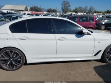 BMW Seria 5 G30-G31 2021 BMW Seria 5 540i 2021 3.0l 3.0 Benzyna 335KM, zdjęcie 6