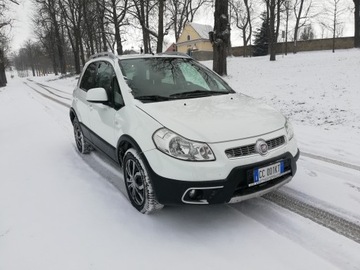 Fiat Sedici 1.6 16v 120KM 2011 Fiat Sedici 1.6 16V Lift 4x4