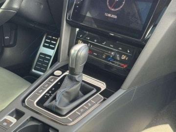Volkswagen Arteon Shooting Brake R 2.0 TSI 320KM 2023 Volkswagen Arteon Shooting Brake R, DCC, Panorama, Nappa, Harman Kardon, K, zdjęcie 7