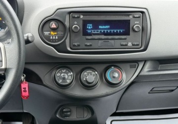 Toyota Yaris III Hatchback 5d Facelifting 2017 1.0 VVT-i 72KM 2020 Toyota Yaris z Instalacja Gazowa, salon Polska, FV-VAT 23 BenzynaLPG, zdjęcie 6