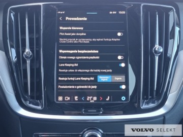 Volvo V60 II  Kombi Facelifting 2.0 B4 B 197KM 2024 Volvo V60 FV23 Plus Dark B4 197KM ACC BLIS 360 Har, zdjęcie 21