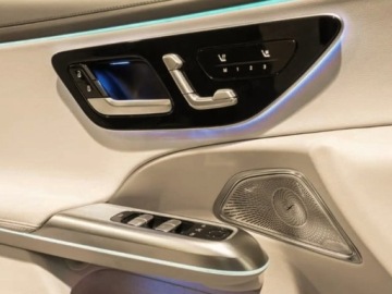 Mercedes Klasa E W214 Sedan 2.0 200 204KM 2026 E Klasa 200 4-Matic Exclusive 2.0 (204KM) 2026, zdjęcie 14