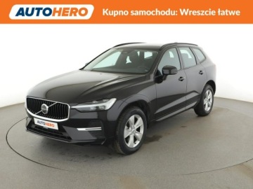 Volvo XC60 II 2021 Volvo XC 60 FV23% Momentum automat B4 AWD navi PDC