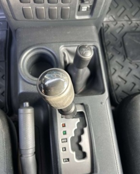 Toyota FJ Cruiser 4.0 239KM 2011 Toyota FJ Toyota FJ 4.0 4x4 4.0 Benzyna 239KM, zdjęcie 16