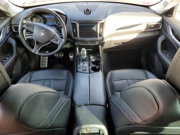 Maserati Levante 2017 Maserati Levante Sport 2017 3.0l 3.0 Benzyna 345KM, zdjęcie 8