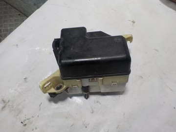 TOYOTA YARIS 2004 1.0B БЛОК ПРЕДОХРАНИТЕЛЕЙ