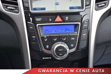 Hyundai i30 II Hatchback 5d 1.6 CRDi 110KM 2015 Hyundai i30 Duza-Navi KameraLED Klimatronic Tempomat Alu-Felgi, zdjęcie 17