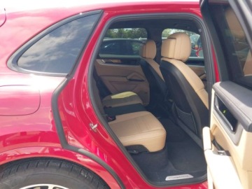 Porsche Cayenne III 2024 Porsche Cayenne 2024 PORSCHE CAYENNE 3.0 Benzyna 348KM, zdjęcie 9