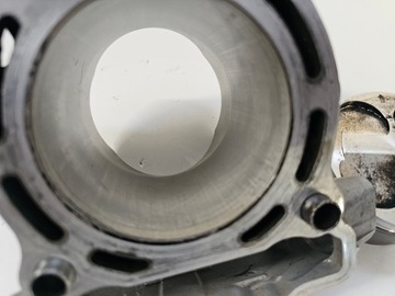 Kawasaki KXF 250 04-06 Цилиндр поршень