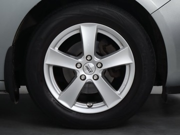 Opel Astra J Hatchback 5d 1.6 Twinport ECOTEC 115KM 2010 Opel Astra 1.6 16V, Klima, Klimatronic,ALU, zdjęcie 14