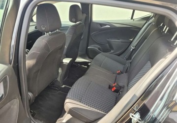 Opel Astra K Hatchback 5d 1.4 Turbo 125KM 2015 Opel Astra Opel Astra 1.4 Turbo Active 1.4 Benzyna 125KM, zdjęcie 18