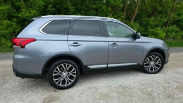 Mitsubishi Outlander III 2016 Mitsubishi Outlander 2.0 150KM 7-osób| Kamera | Klimatyzacja|Gwarancja, zdjęcie 12