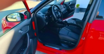 Audi A1 I Hatchback 3d 1.6 TDI 90KM 2013 Audi A1 Sportback 1,6 TDI 90KM Klima Serwis 1.6 Diesel 90KM, zdjęcie 13
