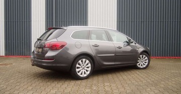 Opel Astra J Sports Tourer 1.6 Turbo ECOTEC 180KM 2011 Opel Astra 1,6TurboBenzyna NAVI Ksenon Alu 17 Niski Udokumentowany Przebieg, zdjęcie 3