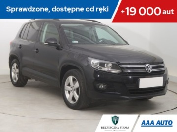 Volkswagen Tiguan I SUV Facelifting 2.0 TDI CR DPF BlueMotion 110KM 2012 VW Tiguan 2.0 TDI, Klima, Klimatronic, Parktronic