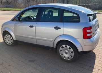 Audi A2 1.4 TDI 75KM 2004 Audi A2 5L 1.4 TDI uszkodzony, zdjęcie 11