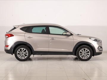Hyundai Tucson III SUV 1.6 GDI 132KM 2016 Hyundai Tucson 1.6 GDI, Salon Polska, zdjęcie 5