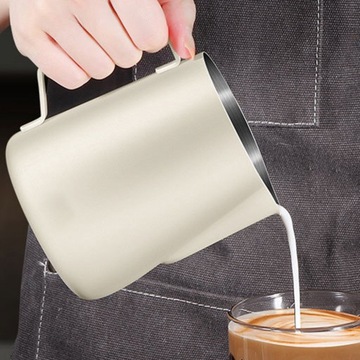 Kubek do espresso ze stali nierdzewnej z mlekiem