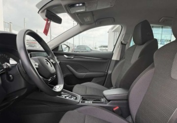 Skoda Octavia IV Liftback 1.5 TSI e-Tec Mild Hybrid 150KM 2021 Skoda Octavia Reflektory LED Kamera Keyless Lane Assist Salon PL FVAT, zdjęcie 22