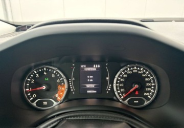 Jeep Renegade SUV 1.6 E-TorQ 110KM 2016 Jeep Renegade 1.6 E-Torq Longitude FV 1.6 Benzyna 110KM, zdjęcie 10