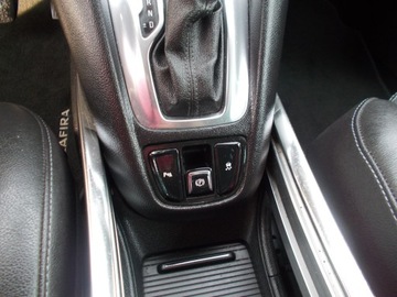 Opel Zafira C Tourer 1.4 Turbo ECOTEC 140KM 2011 OPEL ZAFIRA C - BOGATA WERSJA !!! AUTOMAT !!!, zdjęcie 17