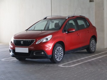 Peugeot 2008 I SUV Facelifting 1.2 PureTech 110KM 2016 Peugeot 2008 1.2 PureTech, Salon Polska, zdjęcie 1