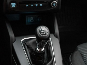 Ford Focus IV Kombi Facelifting 1.0 EcoBoost MHEV 125KM 2023 Ford Focus WJ8580L#1.0 EcoBoost Titanium Podgrz.f, zdjęcie 15