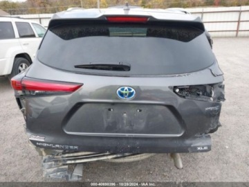 Toyota Highlander III 2023 Toyota Highlander Hybrid XLE, 2023r., 4x4, 2.5L 2.5 Hybryda 243KM, zdjęcie 5