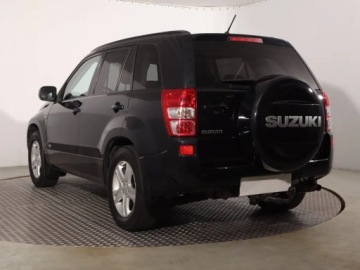 Suzuki Grand Vitara II SUV 2.0 i 16V 140KM 2007 Suzuki Grand Vitara 2.0, GAZ, 4X4, Automat, zdjęcie 3