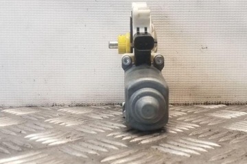 MOTOREK OKNO PŘEDNÍCH PRAVÝCH DVEŘE DODGE NITRO 7746807101 2.8L DIESEL