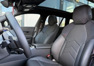 BMW Seria 5 G90-91 2025 BMW Seria 5 I wlasciciel M Pro Hak Gwarancja Bezwypadkowy FVAT23, zdjęcie 28