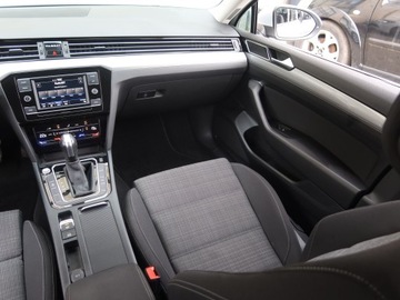 Volkswagen Passat B8 Variant Facelifting 2.0 TDI SCR 150KM 2021 VW Passat 2.0 TDI, Salon Polska, 1. Właściciel, zdjęcie 7