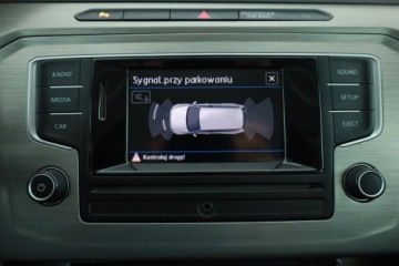 Volkswagen Passat B8 Variant 2.0 TDI BlueMotion SCR 150KM 2016 VW Passat 2.0 TDI, Salon Polska, Serwis ASO, zdjęcie 11