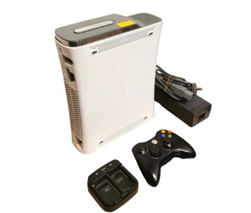 Консоль Xbox 360 120 ГБ