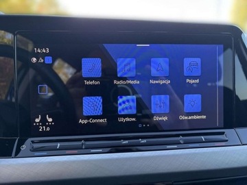 Volkswagen Golf VIII Variant 2.0 TDI 150KM 2022 Volkswagen Golf Variant LED Plus Digital Cockpit navi tempomat ACC hak, zdjęcie 20