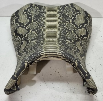 Сиденье скамейка Kawasaki Z1000 11-16r