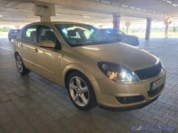 Opel Astra H Hatchback 5d 2.0 turbo ECOTEC 200KM 2004 Opel Astra 2.0Turbo Cosmo Bezwypadkowa 2.0 Benzyna 200KM, zdjęcie 20